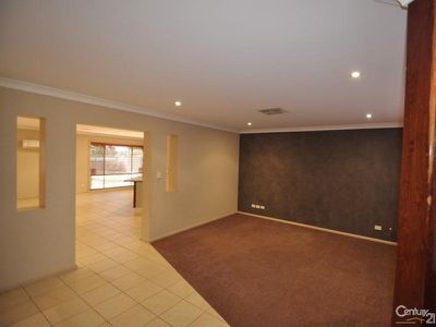 22 Cardiff Arms Avenue, Dubbo