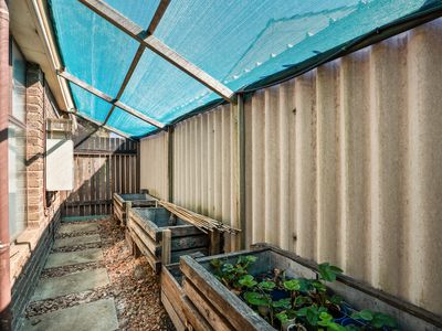 6 Ocean Place, Waikiki