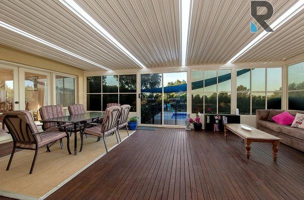 36 The Ridge, Oaklands Junction