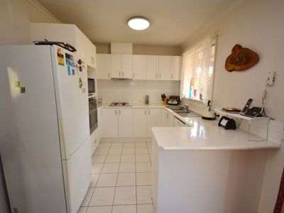 12 Allamar Court , Tawonga South