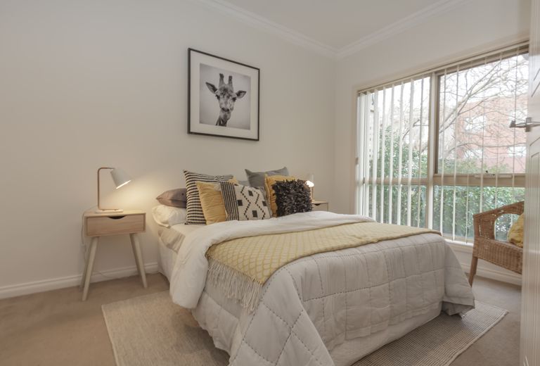 2/23 Barbara Avenue, Glen Waverley