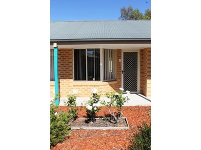16 / 2 HANLON COURT, Wodonga