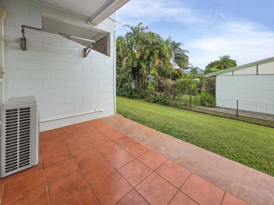 2 / 25 Tower Avenue, Atherton