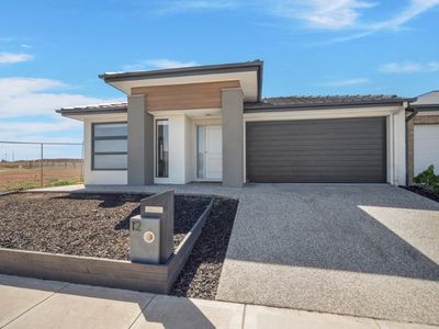 12 Benmore Street, Mambourin