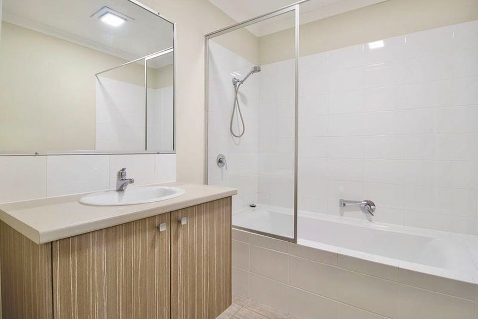 5 / 4 Vigo Cove, Baldivis