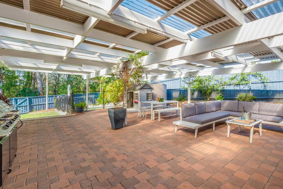 1 Eagle Close, Lisarow
