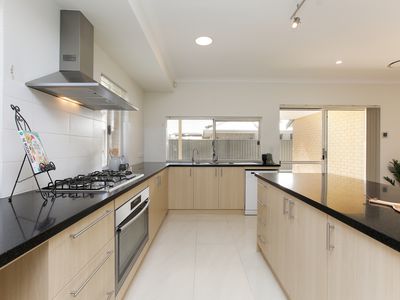 3 Wolfson Way, Piara Waters