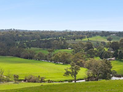 1469 Kyneton-Redesdale Road, Barfold