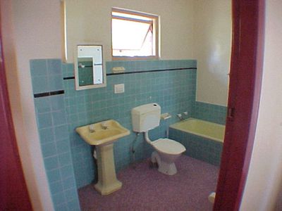 68 Sir Fred Schonell Drive, St Lucia