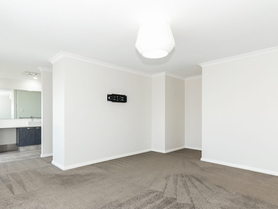 21 Chucklebud Street, Banksia Grove