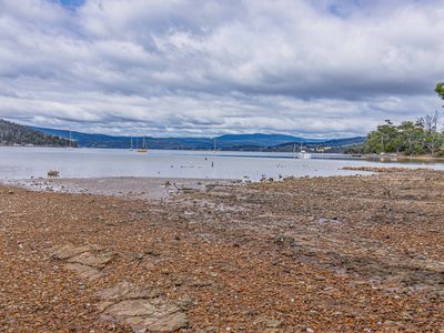 6697 Channel Highway, Deep Bay