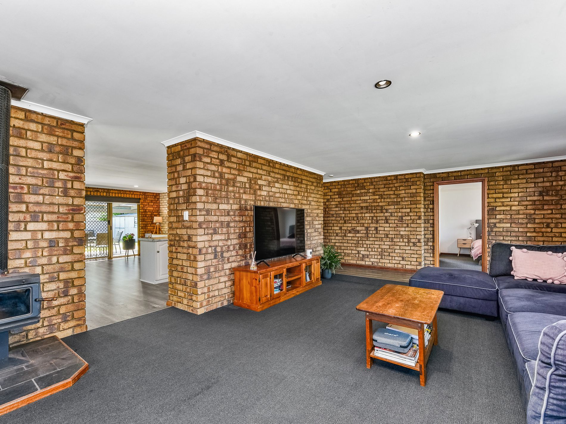 16 Third Street, Millicent