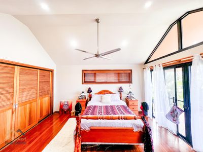 63 Red Head Road, Red Head