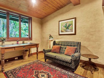 143 Parmenter Road, Coffee Camp