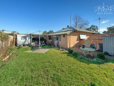 85 LAWRENCE STREET, Wodonga