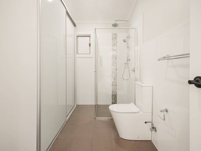 53 & 53a  Guernsey Street, Busby