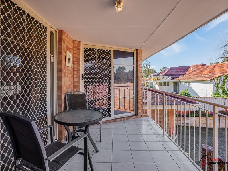 3 / 33 Baldwin Street, Como