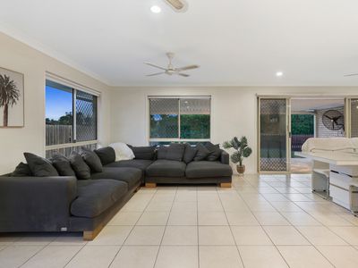 9 Cardwell Street, Upper Coomera