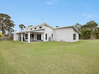 1 / 34 Hughes Road, Urangan
