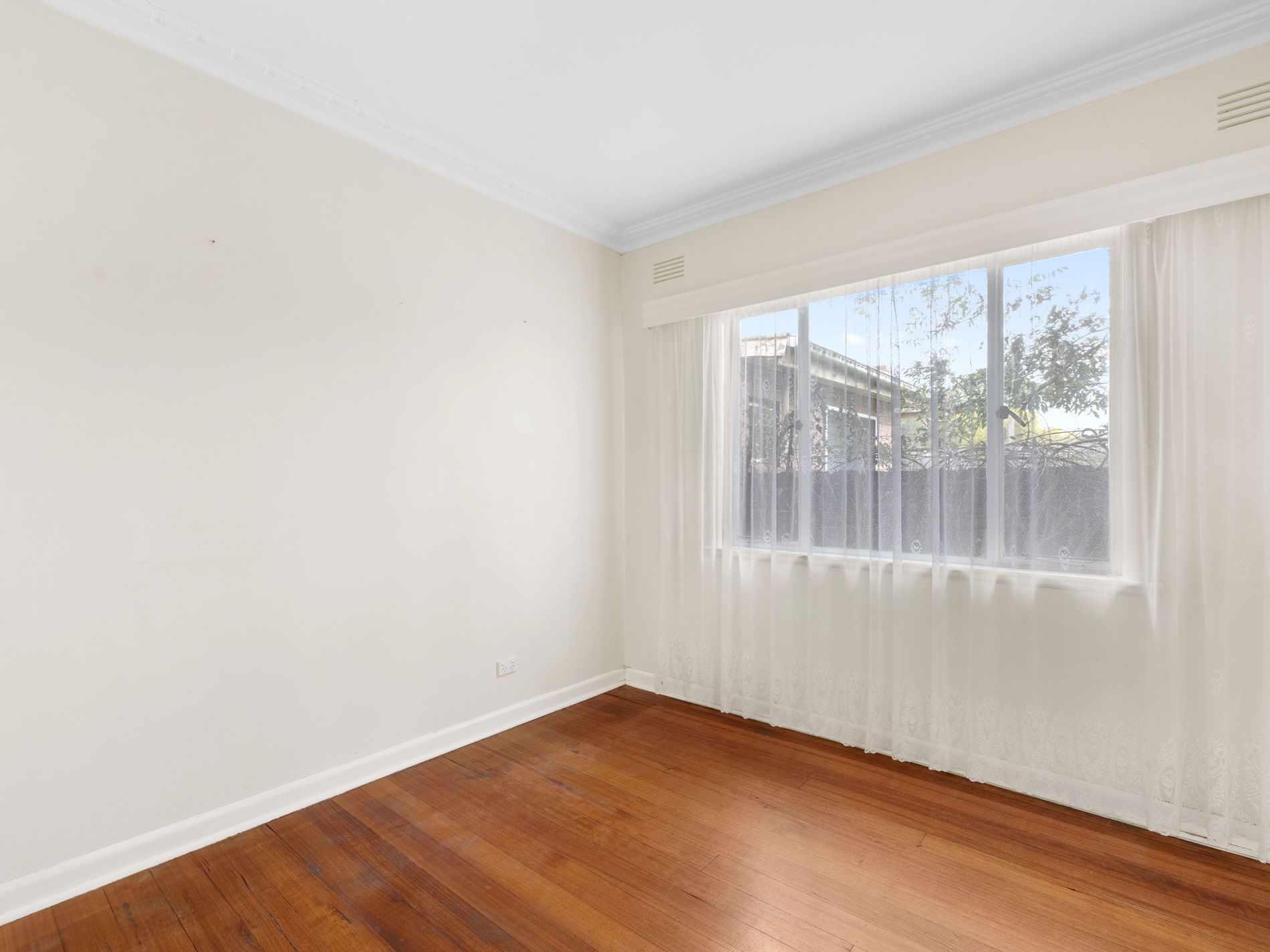 40 Vernon Street, South Kingsville