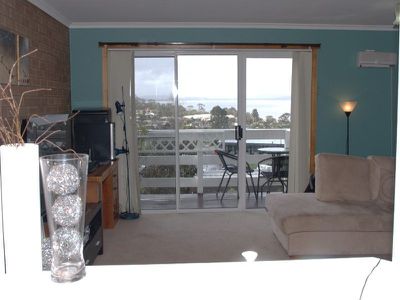 2 / 6 Opal Drive, Blackmans Bay