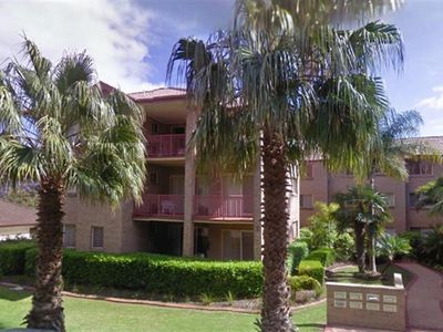 11 / 2 Edward Street, Wollongong