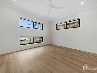 31 Ashwood Circuit, Chambers Flat