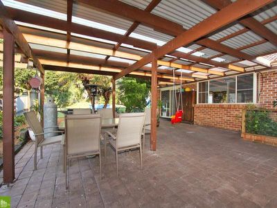 4 Headland Pde, Barrack Point