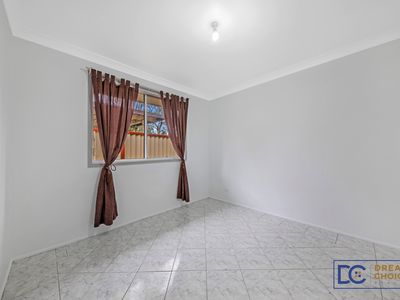 19 Alpin Grove, Oakhurst