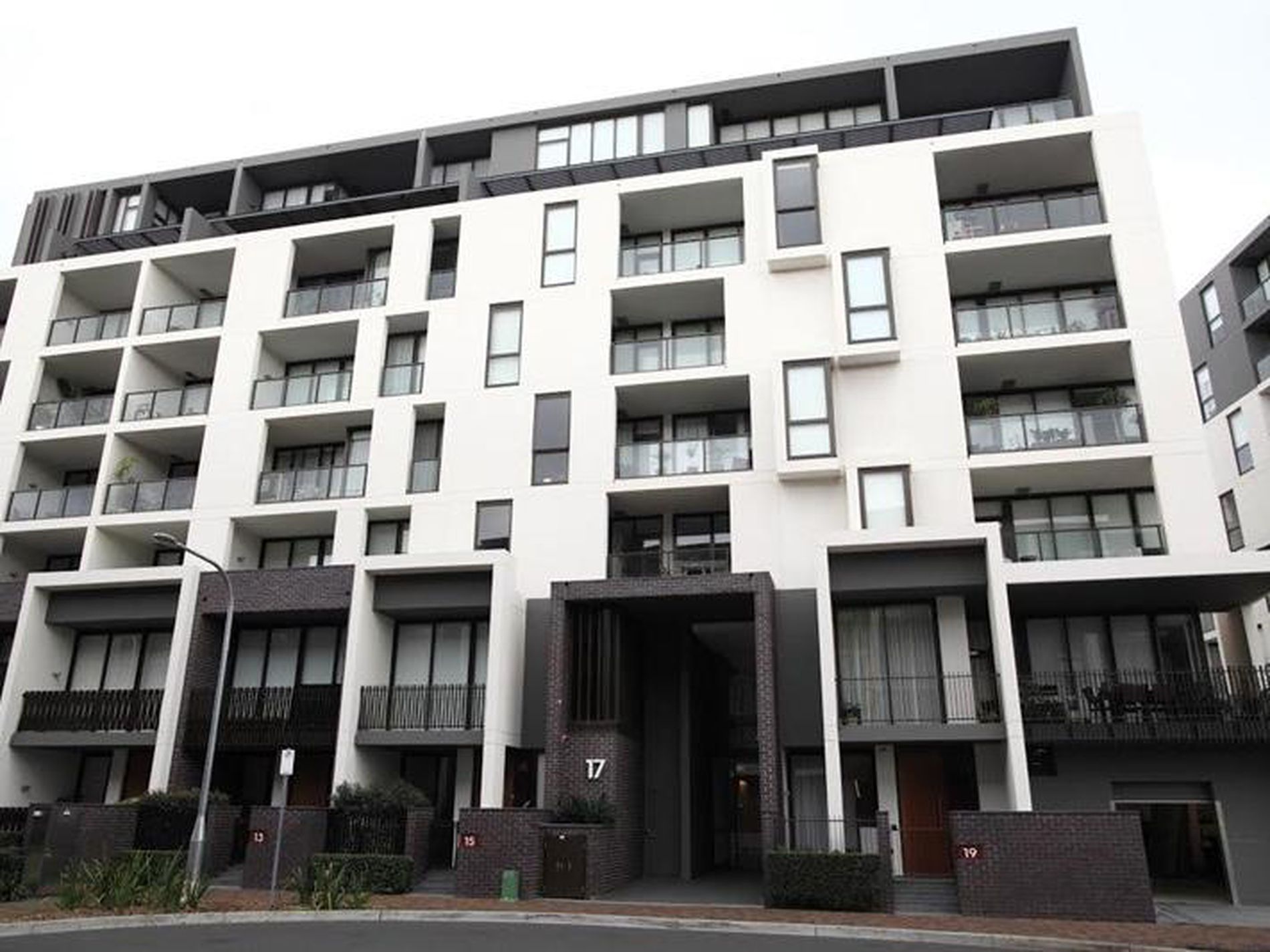 603 / 17 Grattan Close, Forest Lodge