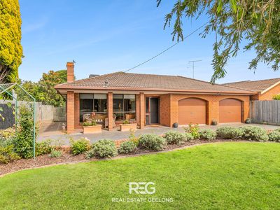 13 Greenbank Court, Leopold