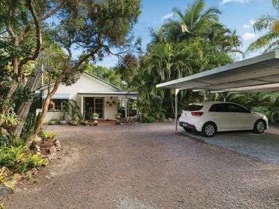 10 Wattlebird Drive, Doonan