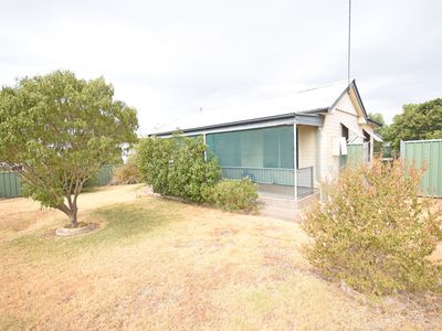 24 Young Street, Dubbo