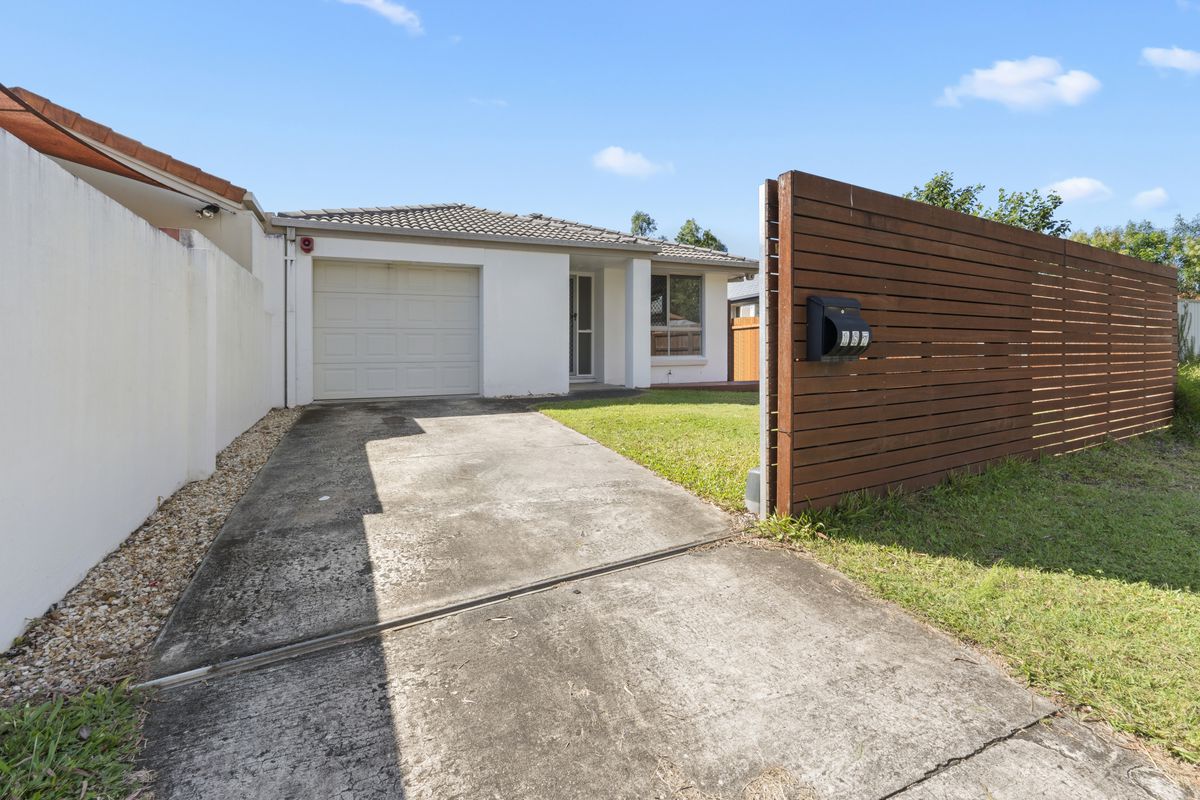 187 Greenacre Drive, Arundel