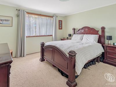23 Thomson Parade, Dalmeny