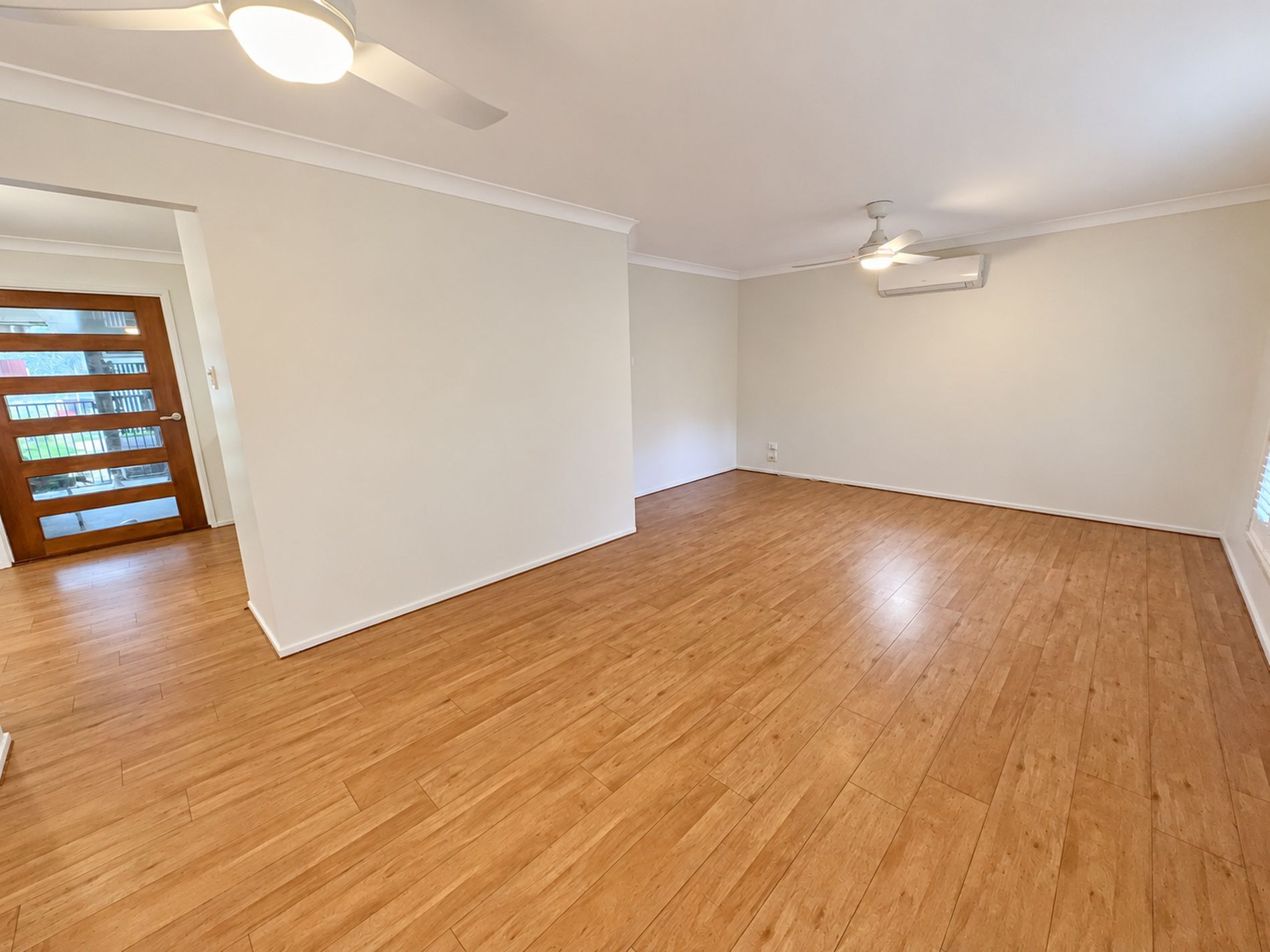 16 Malar Crescent, Booie