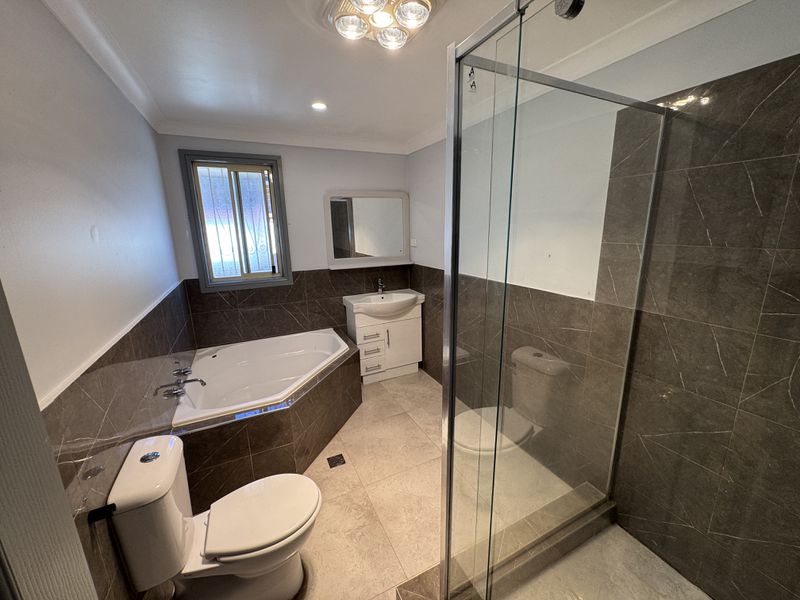2 Nymboida Avenue, Hoxton Park