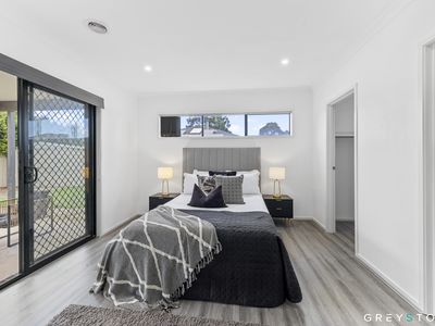8 Magpie Street, Brookfield