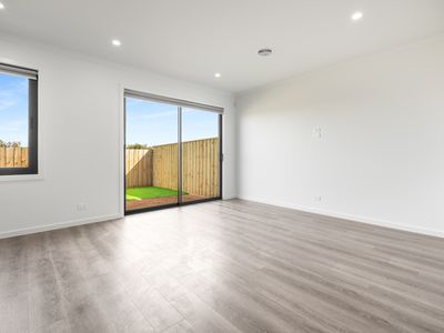 55 Marigold Drive, Fraser Rise