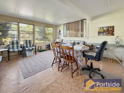 43 King Albert Avenue, Tanilba Bay