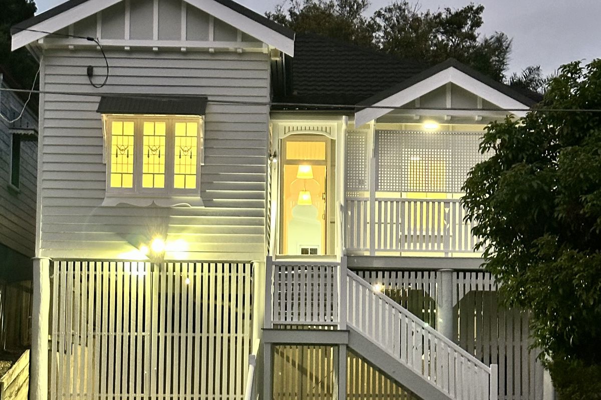 19 Warmington Street, Paddington