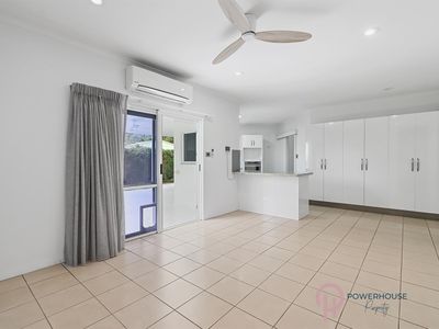2 Strathmore Court, Mooroobool