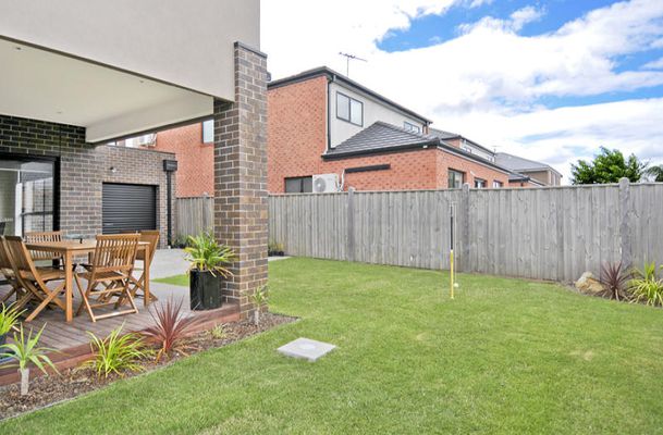 25 Bellfield Drive, Craigieburn