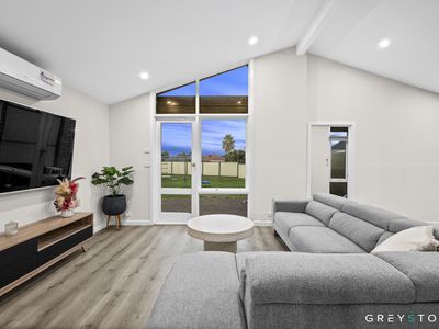 2-4 Outlook Ride, Kurunjang