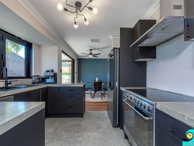 5 Newquay Close, Yanchep