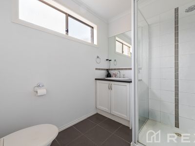 11 Muscari Drive, Pakenham