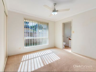16 Bishop Court, Lawnton