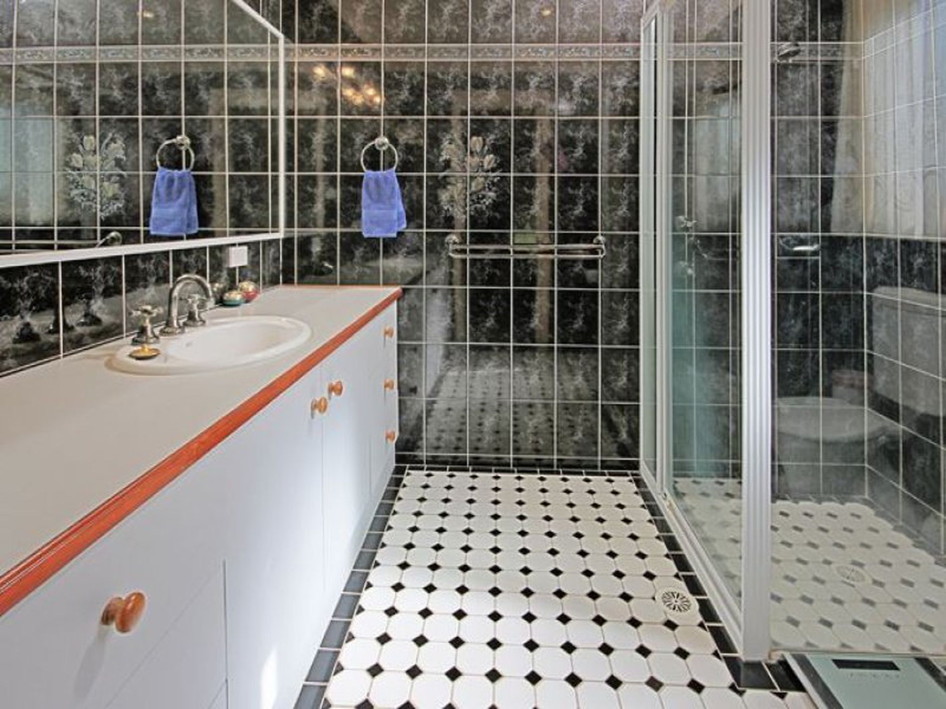 202 Matron Porter Drive, Mollymook