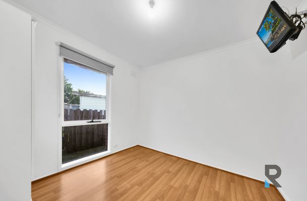 1 / 17 Shandeen Court, Meadow Heights