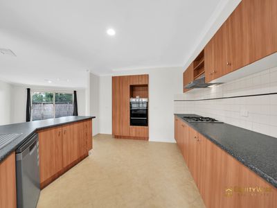 8 Bloomsbury Place, Wyndham Vale